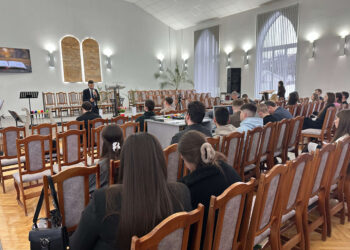 Молодь, що піднімається: у Шилівцях відкрили школу лідерства «RISE»