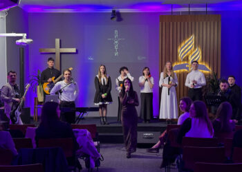 Молодіжний вечір прославлення на Садовій