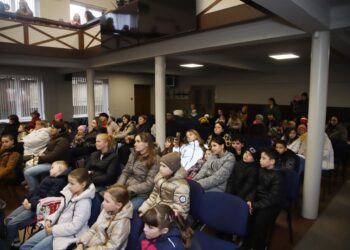 Разом у теплі й підтримці: особливий День матері для дітей